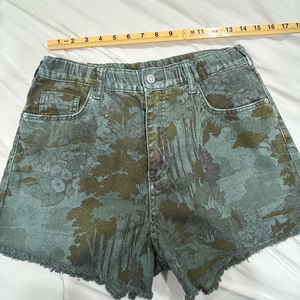 Pilcro Anthropologie Y2K Cottagecore Floral Denim Cutoff Shorts Green Print Sm - Picture 3 of 7